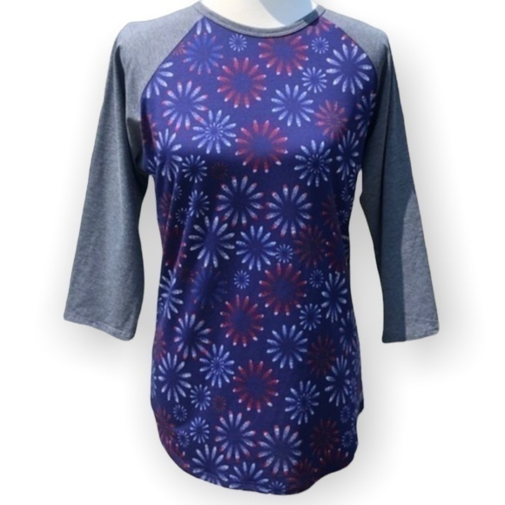 LulaRoe Red white and blue fireworks print raglan sleeve top